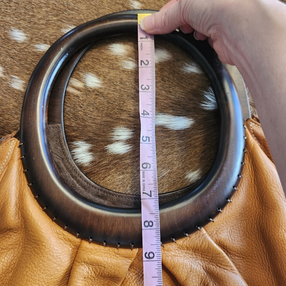 Women's Leather Circle-Handle Bag - Tan Oscar De La Renta - Picture 5 of 12